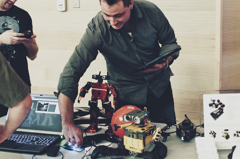 Telus Spark with EZ Robot - flickr-CalgaryProtospace-6821357308.jpg flickr-CalgaryProtospace-6821357308.jpg