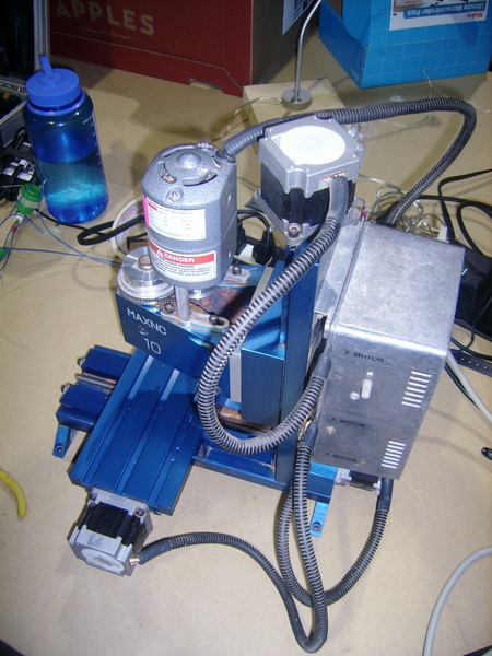 Side View of the MAXNC 10 - flickr-CalgaryProtospace-6259602305.jpg flickr-CalgaryProtospace-6259602305.jpg